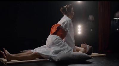 全裸女体寿司盛宴！极致挑逗的舌尖诱惑